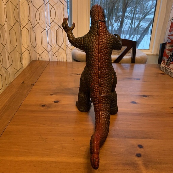 1997 Dormei Godzilla Red Version 15” Complete - Picture 6 of 9